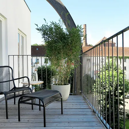 August The Boardinghouse Apartment Hamburg