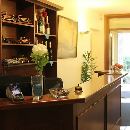 Hotel Altenwerder Hof 3*