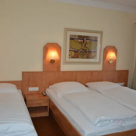 Wikinger Hof 3*