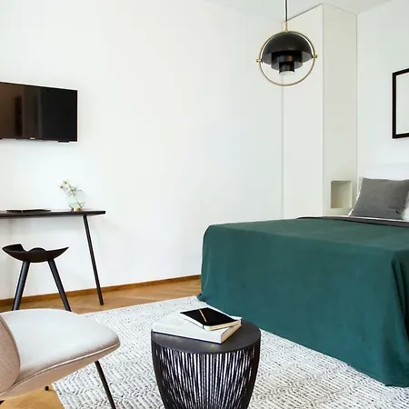 Apartment August The Boardinghouse *