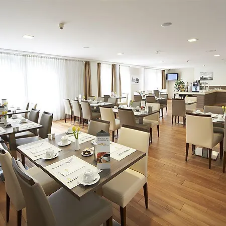 Ghotel & Living Hotel 3*