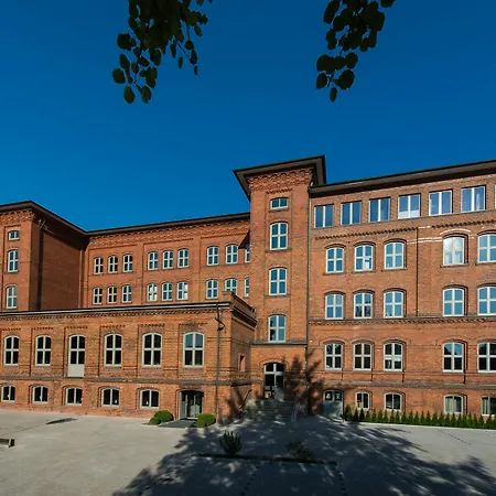 Volksschule Hotel Hamburg-Harburg