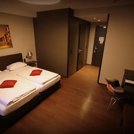 Hotel Volksschule 4*