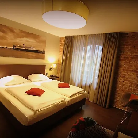 Hotel Volksschule Hamburg-Harburg