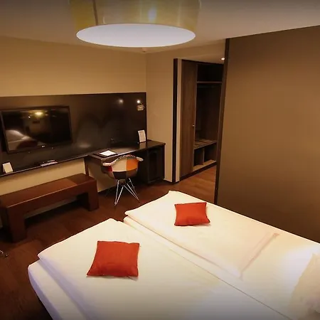 Volksschule Hotel Hamburg-Harburg
