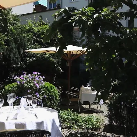 Aussen Alster 4*