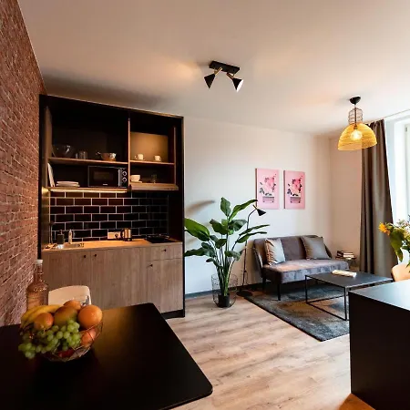 Aparthotel Phnx 3*