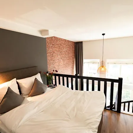 Aparthotel Phnx 3*