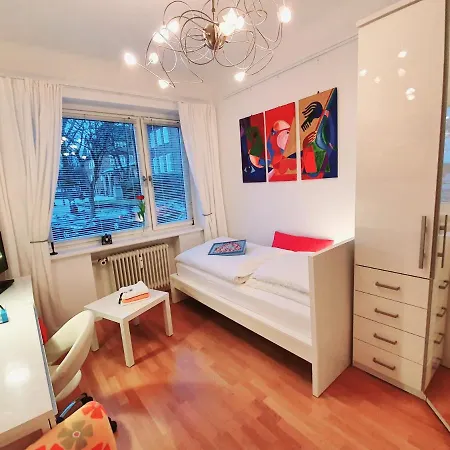 Habitación en casa particular Schoenes In Winterhude Hamburgo