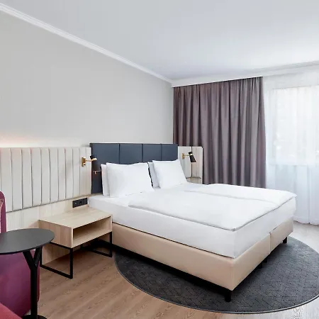 Hotel Crowne Plaza Hamburg-city Alster By Ihg 4*