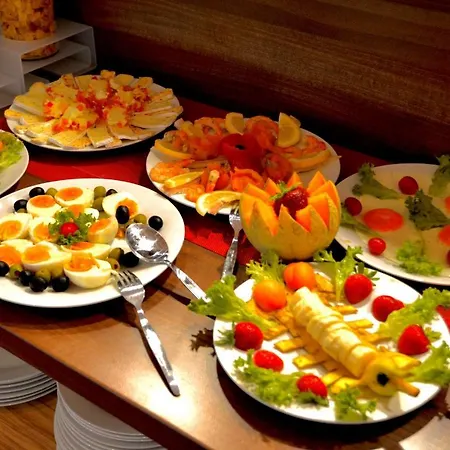 Harburger Hof Hotel 3*