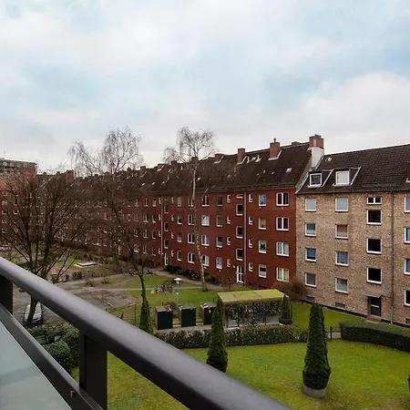 Hamburg Apartment *
