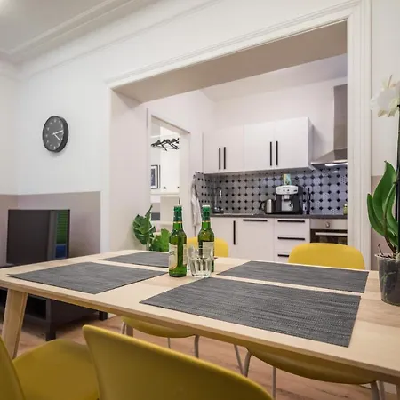 Stylish & Cosy Next To The U-bahn *