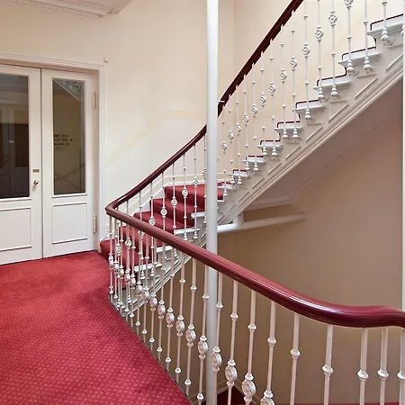 Novum Graf Moltke 3*
