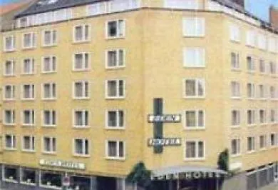 Vienna House Easy By Wyndham Hotel 3*