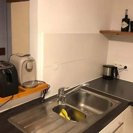 Appartement Gemuetliche 3-zkb Wc Souterrainwohnung In Bestlage