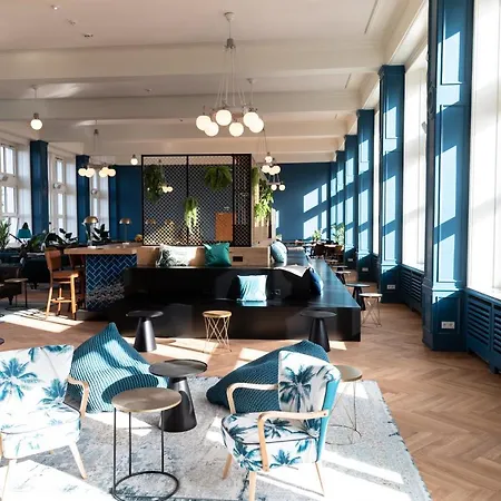 Aparthotel Phnx 3*