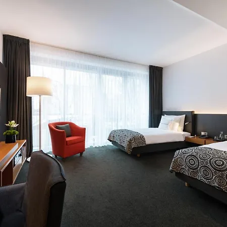 The Madison 4*