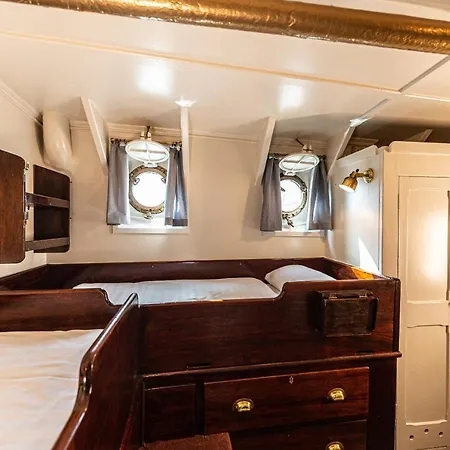 Feuerschiff Hotel Hamburg