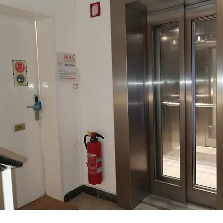Hostel Mac *