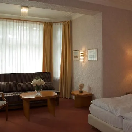 Schmidt Hotel