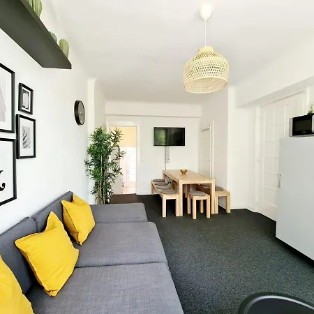122 Flachsland Vorne Apartment *