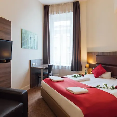 Hotel Koenigshof 3*