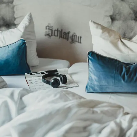 Pyjama Park St Pauli Und Hotel 2*
