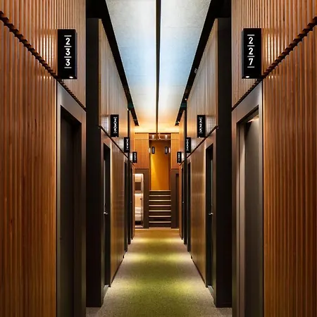 Cab20 Capsule hotel