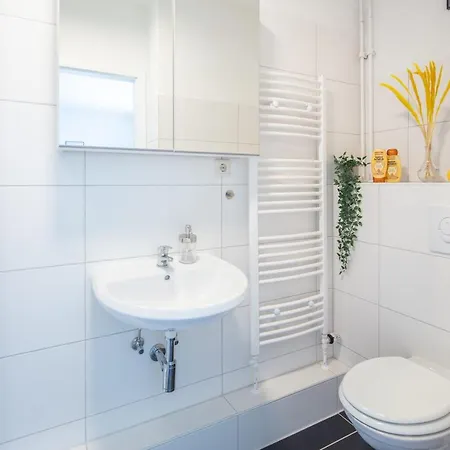 Modern For 5 Close To The Schanzenviertel - Unit 3 Apartment