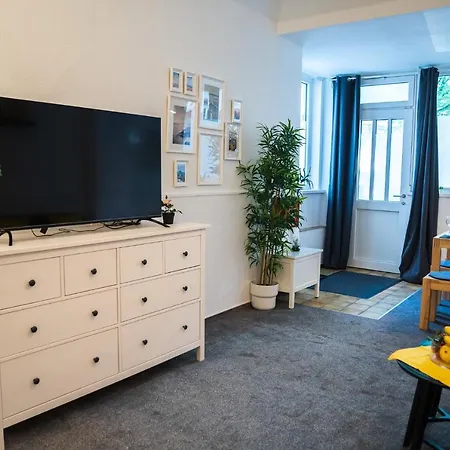 Spacious 3 Bedroom Apartment
