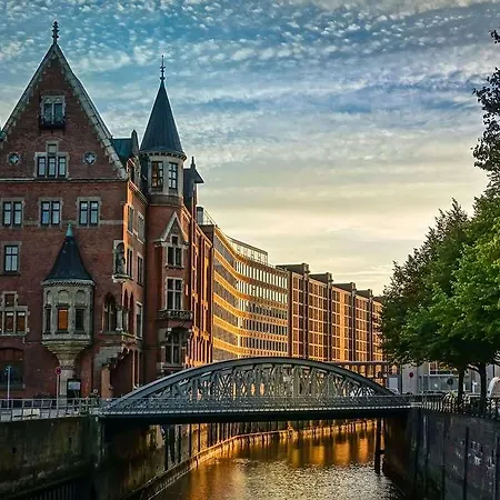 Elaya Finkenwerder Ehemals The Rilano