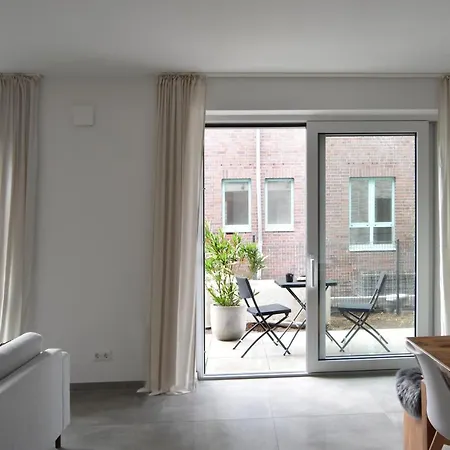 Familienfreundliche Neubauwohnung Mit Terrasse * Hamburg