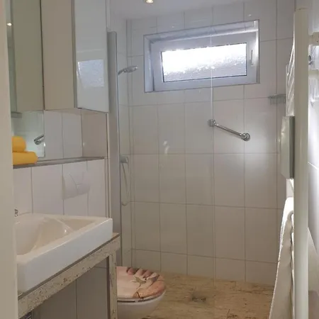 Niendorf-suite Apartment