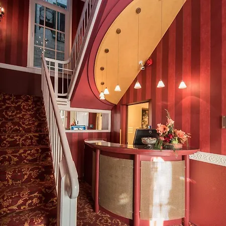 House 4* Hamburg