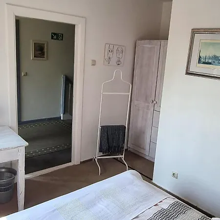 Hotel Altes Fahrhaus 2*