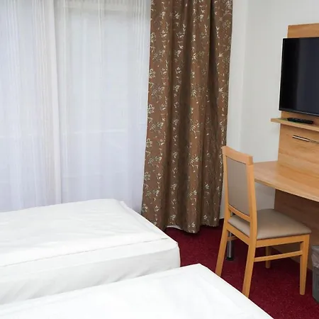 Itm Deutsches Haus Hotel 3*