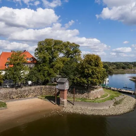 Hotel Traditionshaus By Zollenspieker Faehrhaus