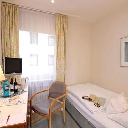 Baseler Hof 4*