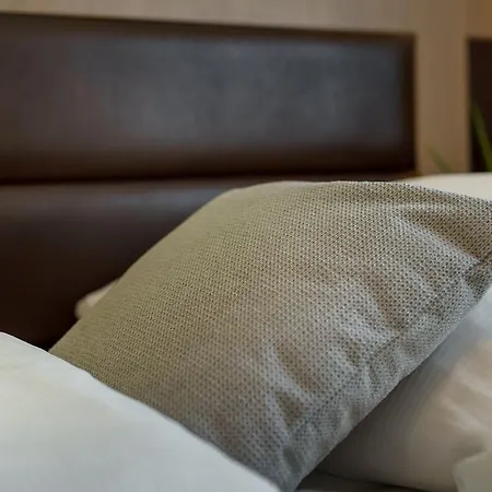 - The Niu, Fusion St. Georg By Ihg
