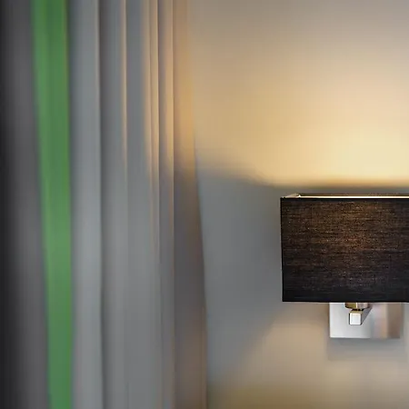 - The Niu, Fusion St. Georg By Ihg Hamburg-Harburg