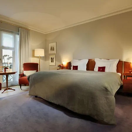 Louis C. Jacob 5* Hamburg