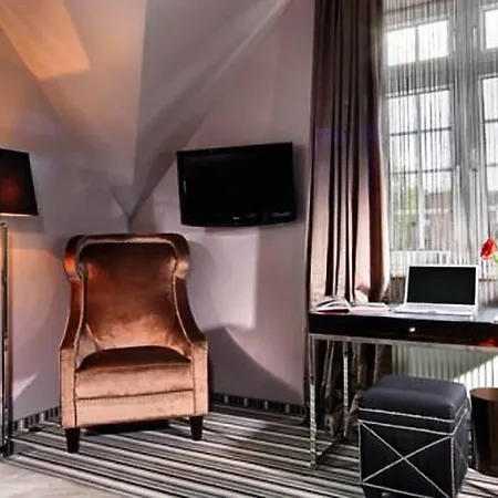 Boutique Poppenbuetteler Hof 4*