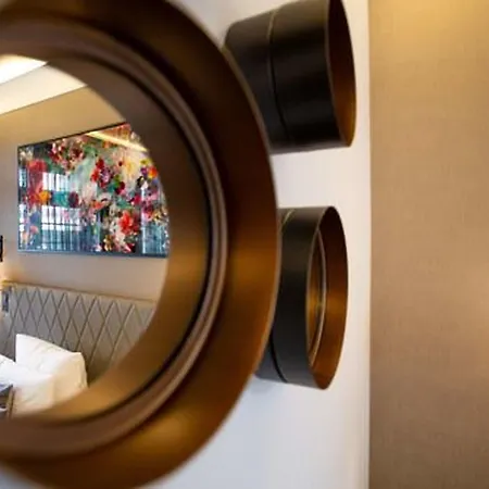 Boutique Poppenbütteler Hof 4*