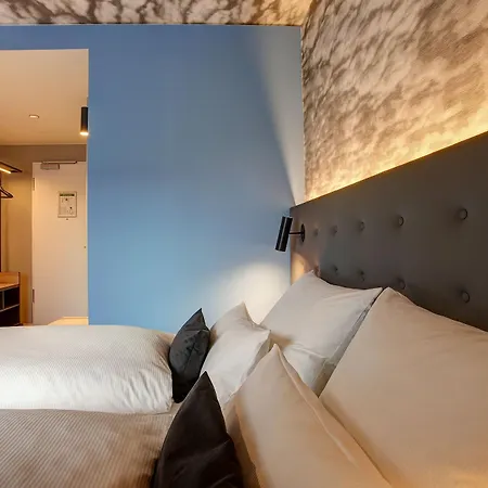 Hotell Boutique 125 Airport By Ina 4*