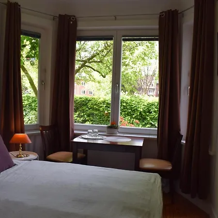 Homestay Alsterdorf *