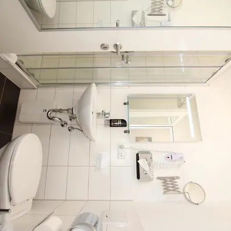 Hotel Am 3*