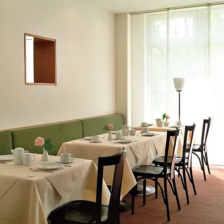 Nh Collection Apartahotel Hamburgo