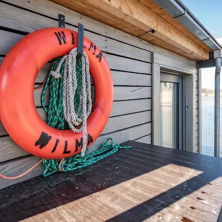 Hausboot Wilma Botel *