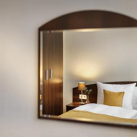 Hotel Novum Eleazar Center 4*